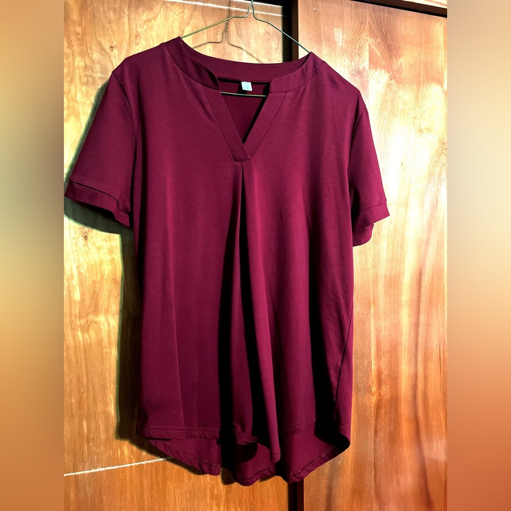 Newchoice Medium Womens Dressy V Neck Short Sleeve blouse